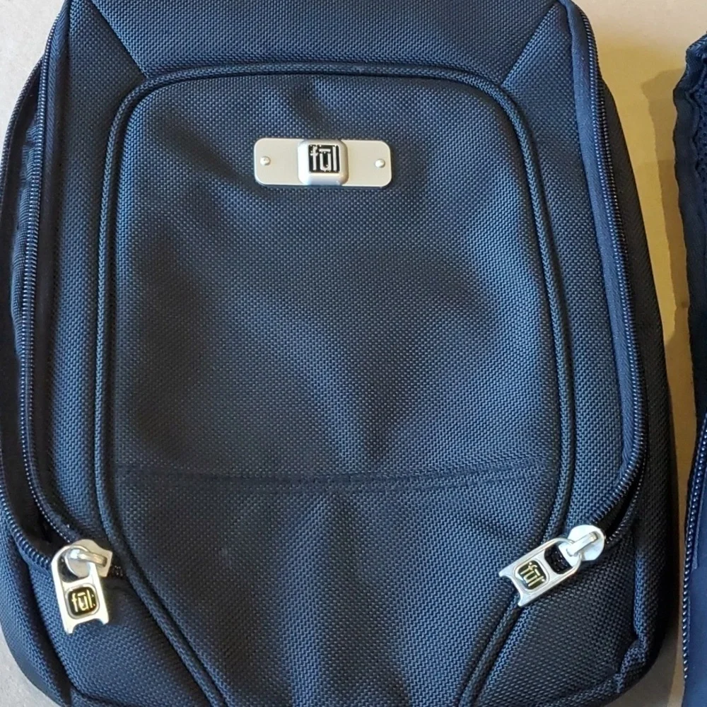 FUL two in one Macbook and IPad computer backpack Black